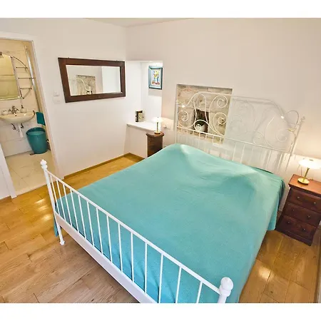 Town House Viva Апартаменти