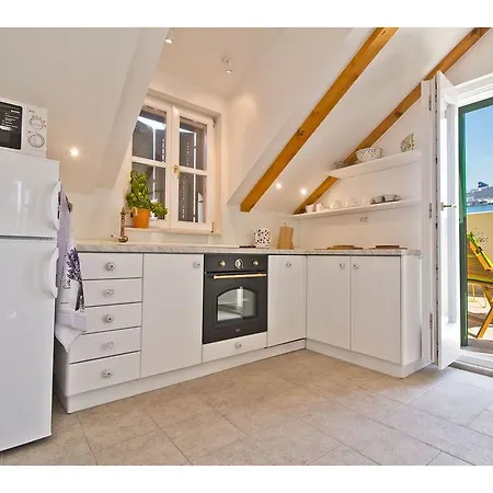 Town House Viva Апартаменти *