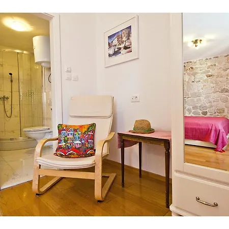 Town House Viva Апартаменти Спліт